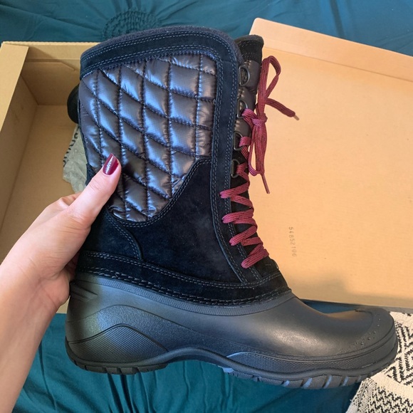 The North Face Shoes - NWOT North Face Insulated Waterproof Winter Boots